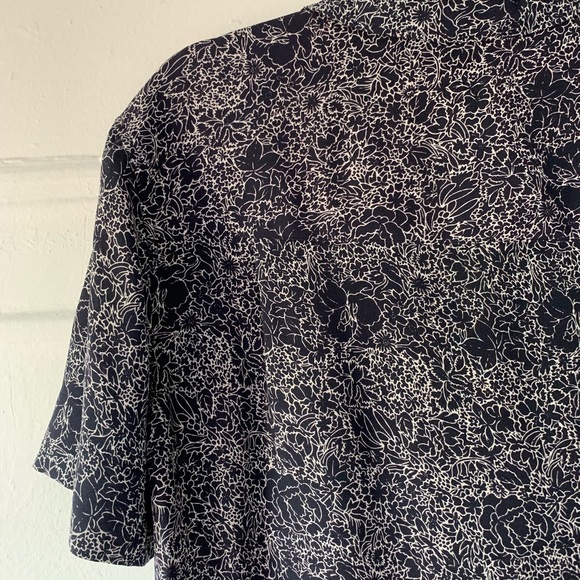 🍄SOLD🍄 Steven Alan Silk Print Top - Picture 4 of 6